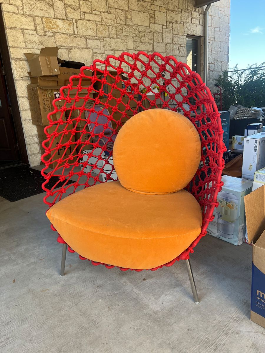 Kenneth Coponpue Dragnet Chair!