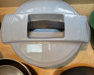 Vintage Le Creuset Futura Dutch Oven 23