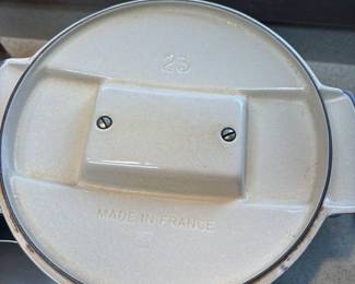 Vintage Le Creuset Futura Dutch Oven 23