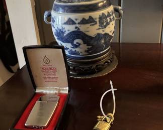 Mottahedah Blue Canton FuDog Jar