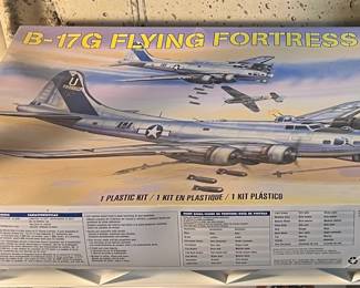 B-17G Flying Fortress model plane kit