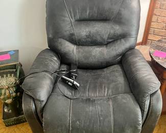 Recliner with heat and massage