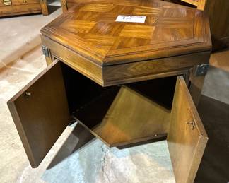 Large Hex table