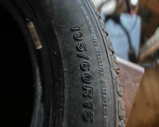 Pair of Tires 195 60R/15