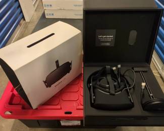 WST052 Oculus Rift Visual Headset and Controllers. Watch and Play DVD's in 3D 360°. It Really Works!