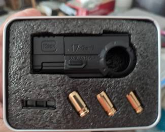 WST059 Hard Drives from Toshiba, Unused 007, Racing Carburetor and more up for Auction!