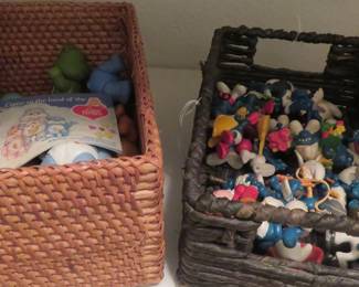 Care Bears, Smurfs