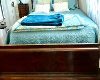 Art deco bed with mattress and box spring