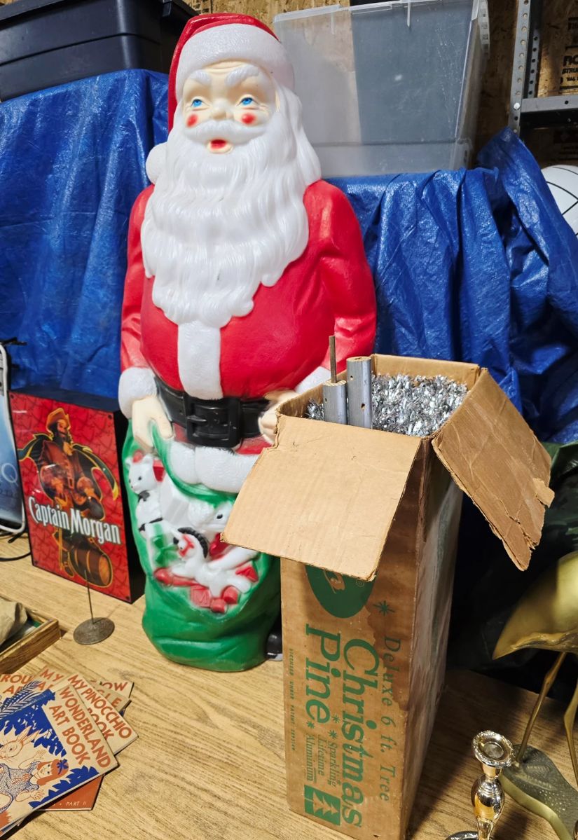 Empire Santa Blow Mold - 6Ft Aluminum Christmas Tree