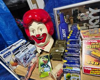 Ronald McDonald Head, SKYY Mirror, Star Wars Toys, Polly Parrots, Human Body Display.