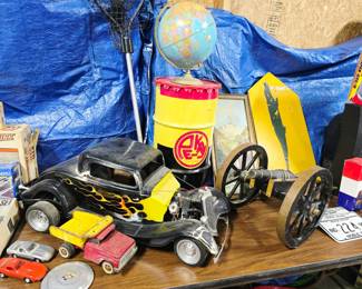 Gas Powered Hot Rod, Cannon, Alligator Sign, Huge Oil Can, Promo Corvettes, Globe, Horse Drawn Vehicle License Plates