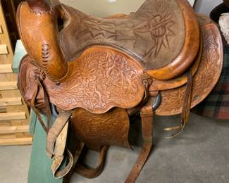 Vintage Western Saddle