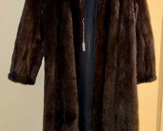 Vintage fur coat 