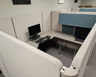 Office Workspace Cubicle in White & Blue, 1/5