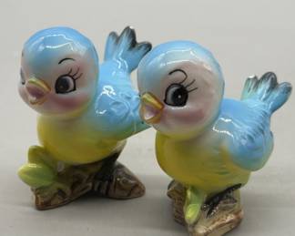 Vintage Ceramic Bluebird Salt & Pepper Shakers