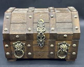 Vintage Pirates Chest Dresser Top Jewelry Box