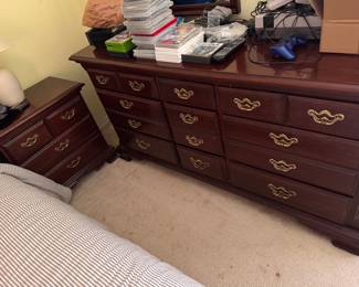 Thomasville cherry dresser, (with 9 drawers) mirror and nightstand (with 3 drawers)