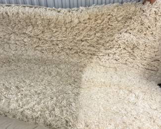 Jaffe Rugs ivory shag rug 9’ x 12’