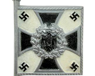 WWII German Wehrmacht INFANTERIE Standard Tinnie - Original Plastic WHW Winter Relief Pin