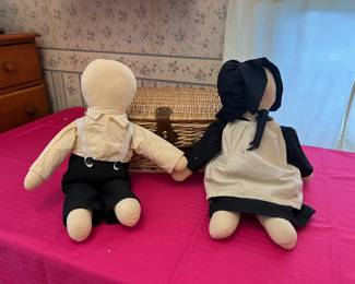 Amish Cloth Dolls Pair