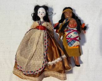 Vintage Cultural Dolls Set