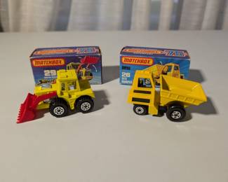 Matchbox No. 29 Tractor Shovel and No. 26 Site Dumper
