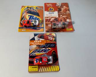 Tide Racing Collectibles Set