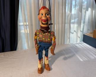 Vintage 1950's Howdy Doody Marionette