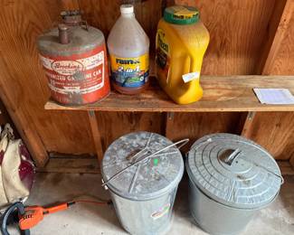 Vintage Utility Can & Cleaning Supplies