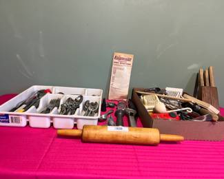 Kitchen Utensils and Organizers Set