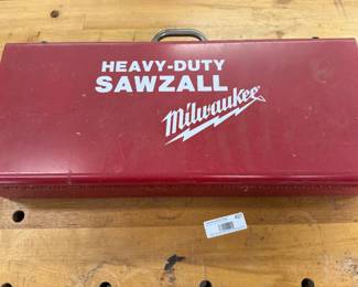 Milwaukee Heavy-Duty Sawzall Kit