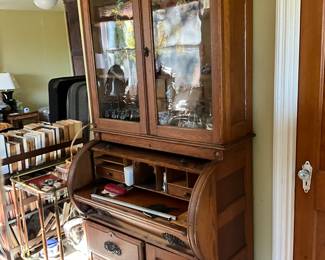 Cylinder roll secretary desk