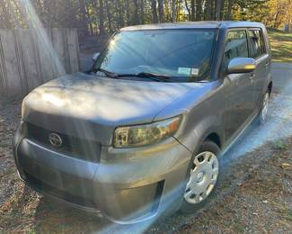 2010 Toyota Scion, good condition, no rust, approx. 57k