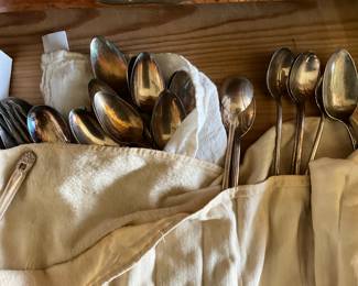 Flat ware