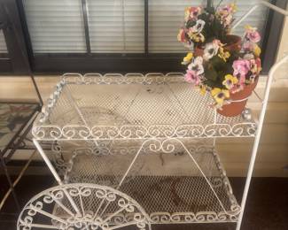 Metal tea cart