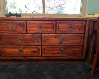 MCM dresser