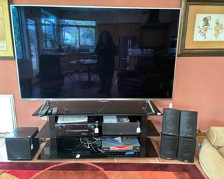 Bell'o black tempered glass tv stand Samsung UN75MU8000F 74.5" VHD 4k smart tv Klipsch RC-10 center channel speaker Samsung 'one connect 30x' BN96-44183A