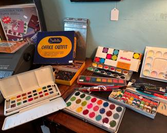 Vintage watercolor sets