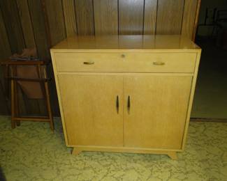 Mid Century Modern, blond, storage chest, yes it is cedar lined