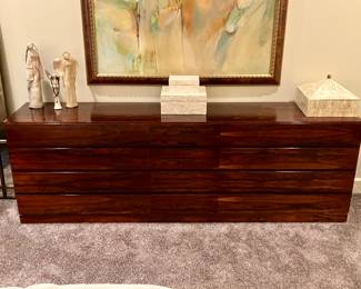 Danish modern Brazilian rosewood 14 drawer dresser by Arne Wahl Iversen for Vinde Mobelfabrik
89.5” wide, 18” deep, 30” tall