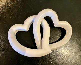 Craigger Browne Alabama marble interlocking hearts sculpture