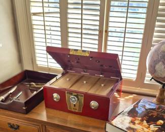 Vintage alarm cash box