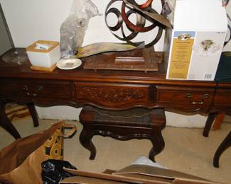 Side table, sofa table, entrance table, bar