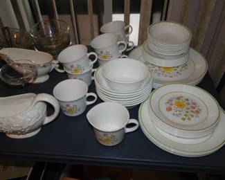 Corelle dish set complete