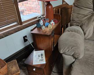 Handy end table