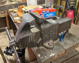 Large vise
