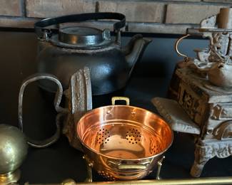 cast iron iron, copper strainer cast iron kettle