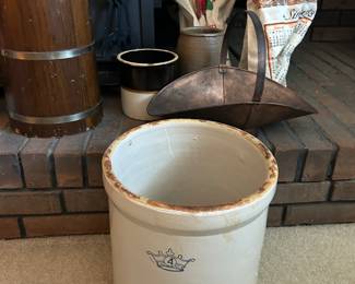 4 gallon crock