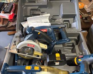 Nice Ryobi 18 V power tool set charged and working