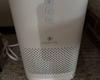 Two available air purifier medify air